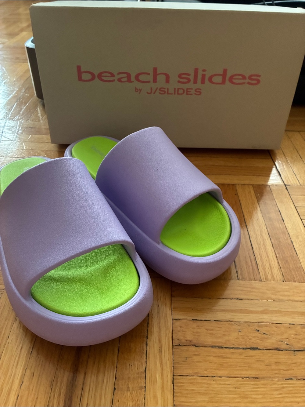 J/SLIDES Lilac and Lime Two-Tone Platform Slides size 7 so comfortable